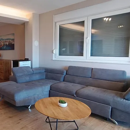 Capital * تروغير